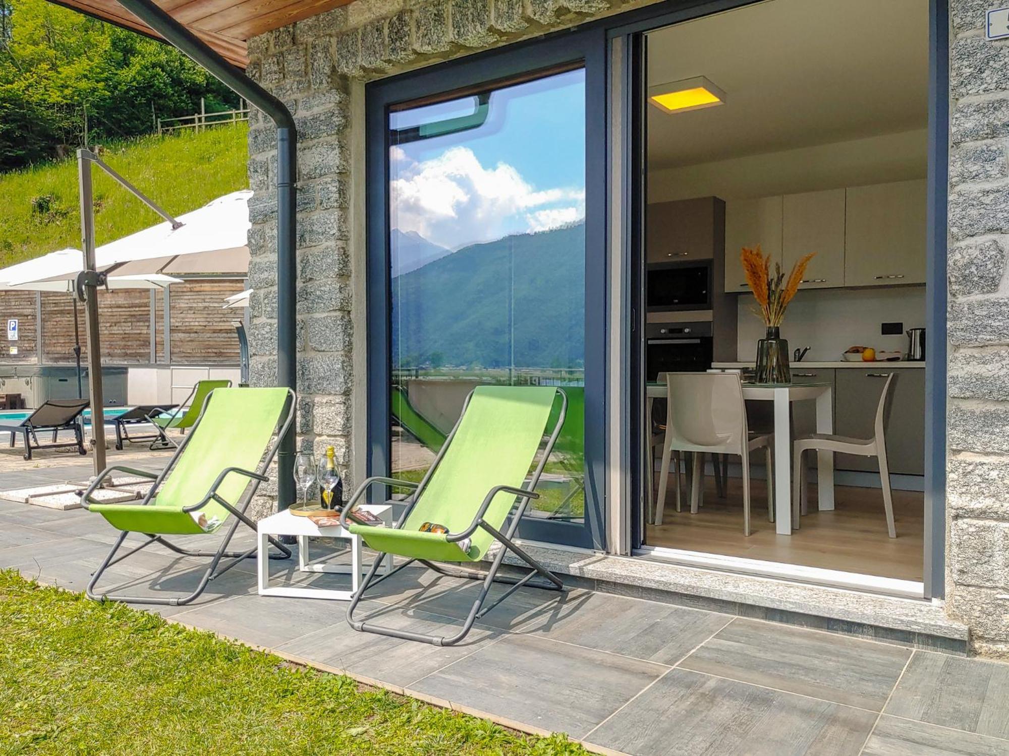Dascio Emotion Ferienwohnung Mit Terrasse Am See ภายนอก รูปภาพ